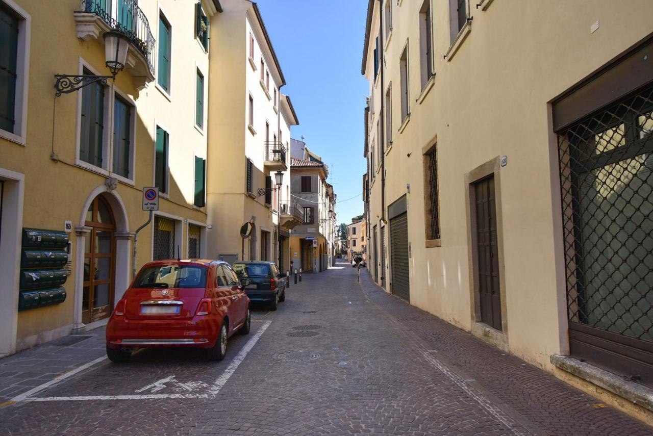 Welc-Om Battisti Cozy Flat Apartment Padova Bagian luar foto