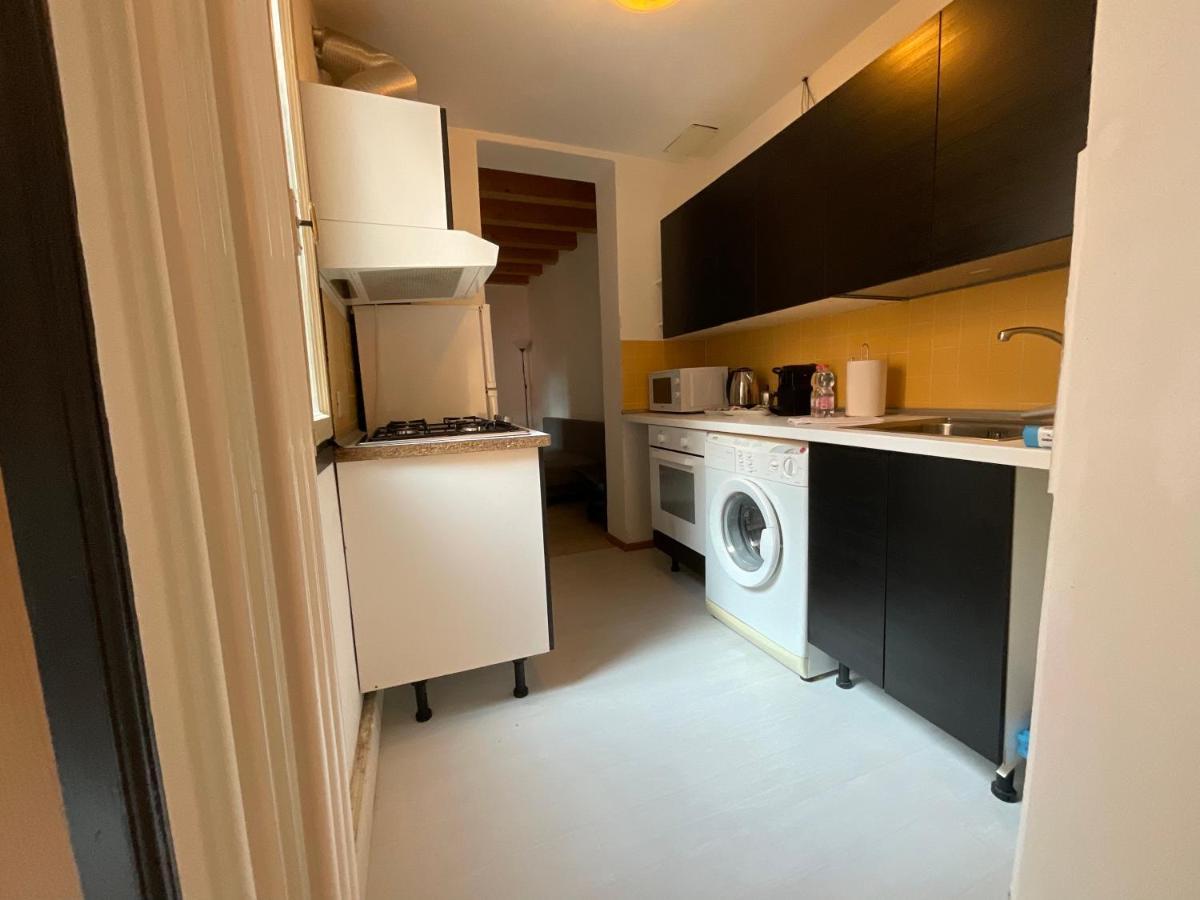 Welc-Om Battisti Cozy Flat Apartment Padova Bagian luar foto