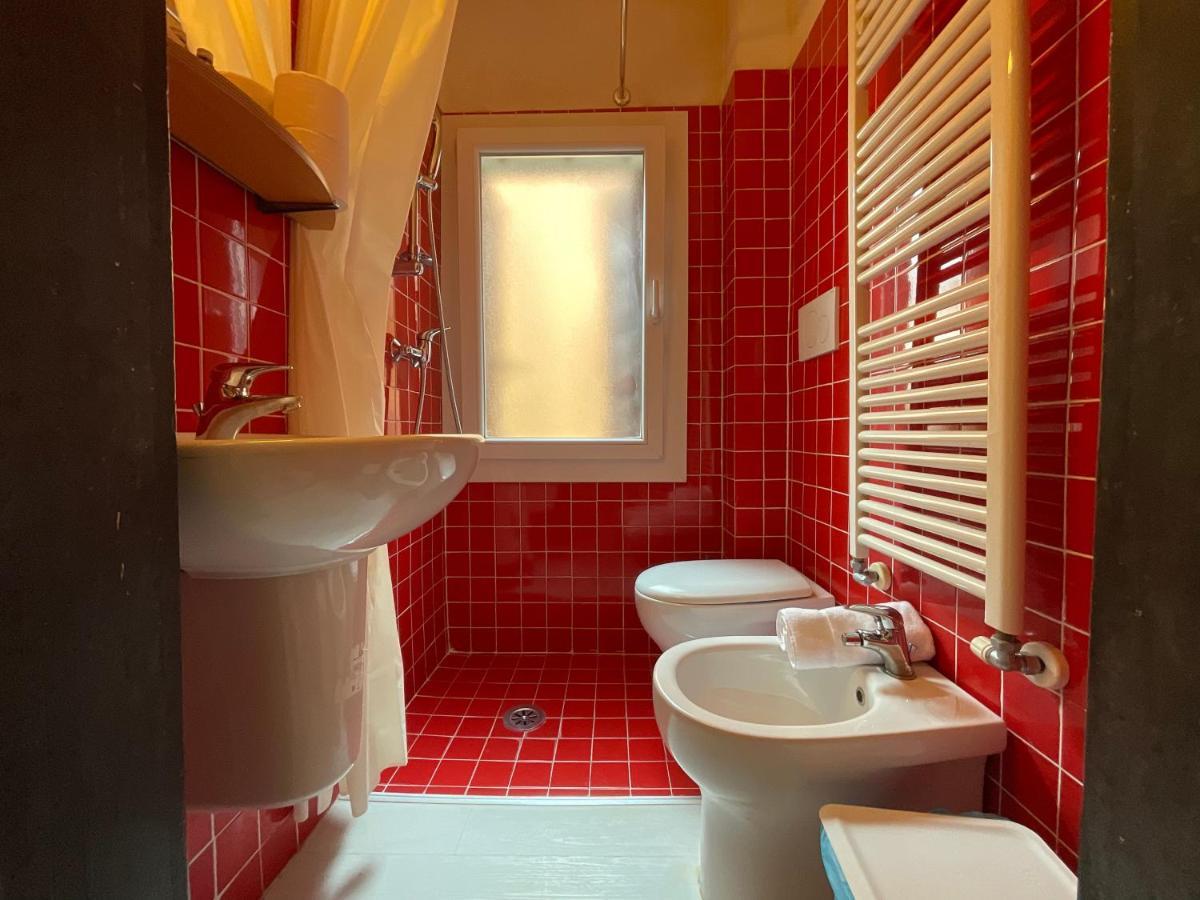 Welc-Om Battisti Cozy Flat Apartment Padova Bagian luar foto